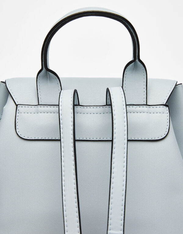Backpack with metal fastener - 图片 3